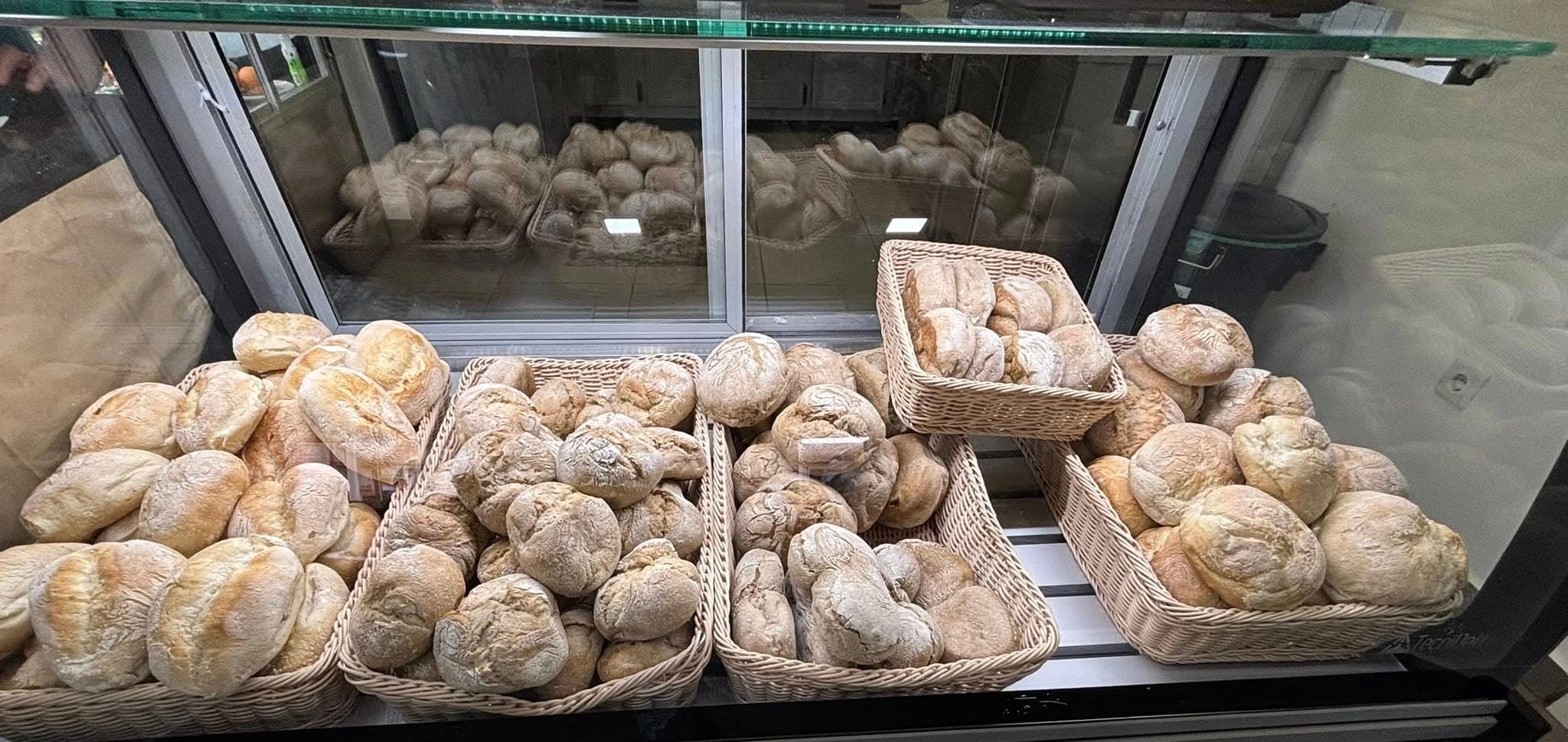 Pão artesanal numa padaria